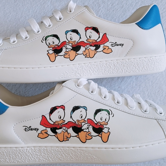 Authentic Gucci x Disney Men's Donald Duck Ace Sneakers in white - Picture 11 of 16